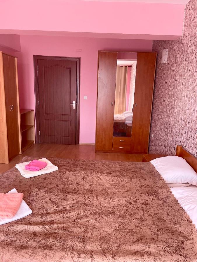 Apartment Einstein - For Rent