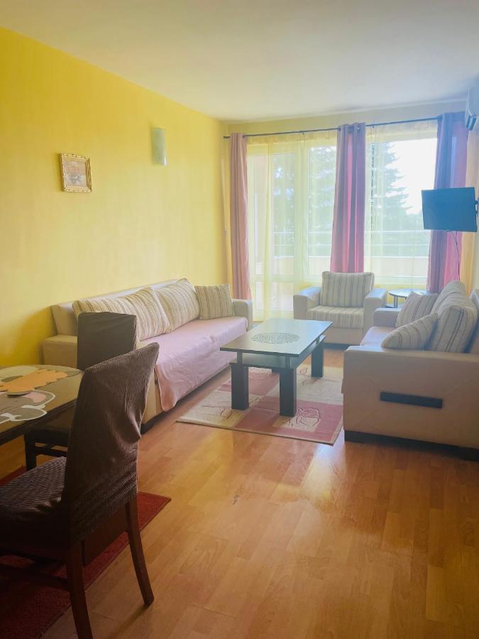 Einstein - For Rent Apartment *
