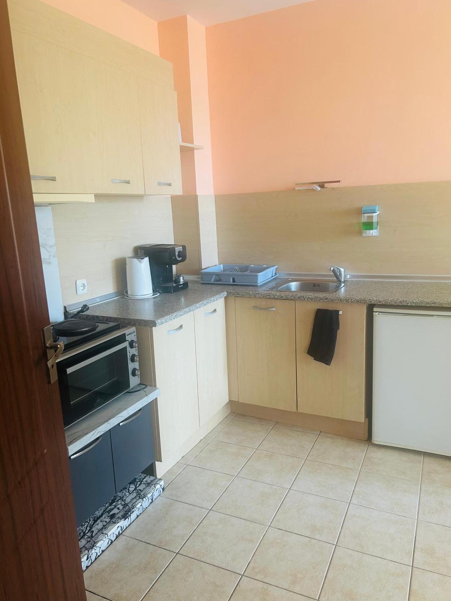 Apartment Einstein - For Rent