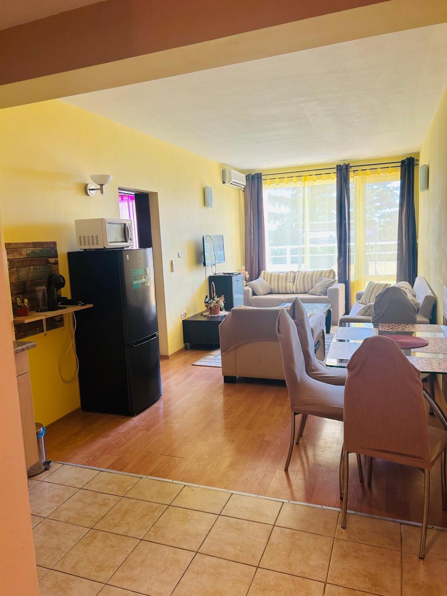 Einstein - For Rent Apartment